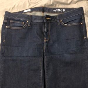 Dark GAP Mid Rise Long & Lean Jeans